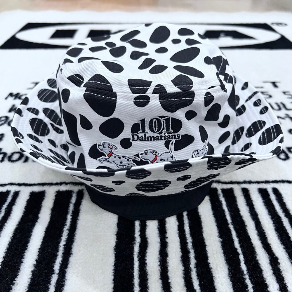 Tokyo Disney Sea 101 Dalmation Black White Polkadot Bucket Hat - Picture 9 of 9